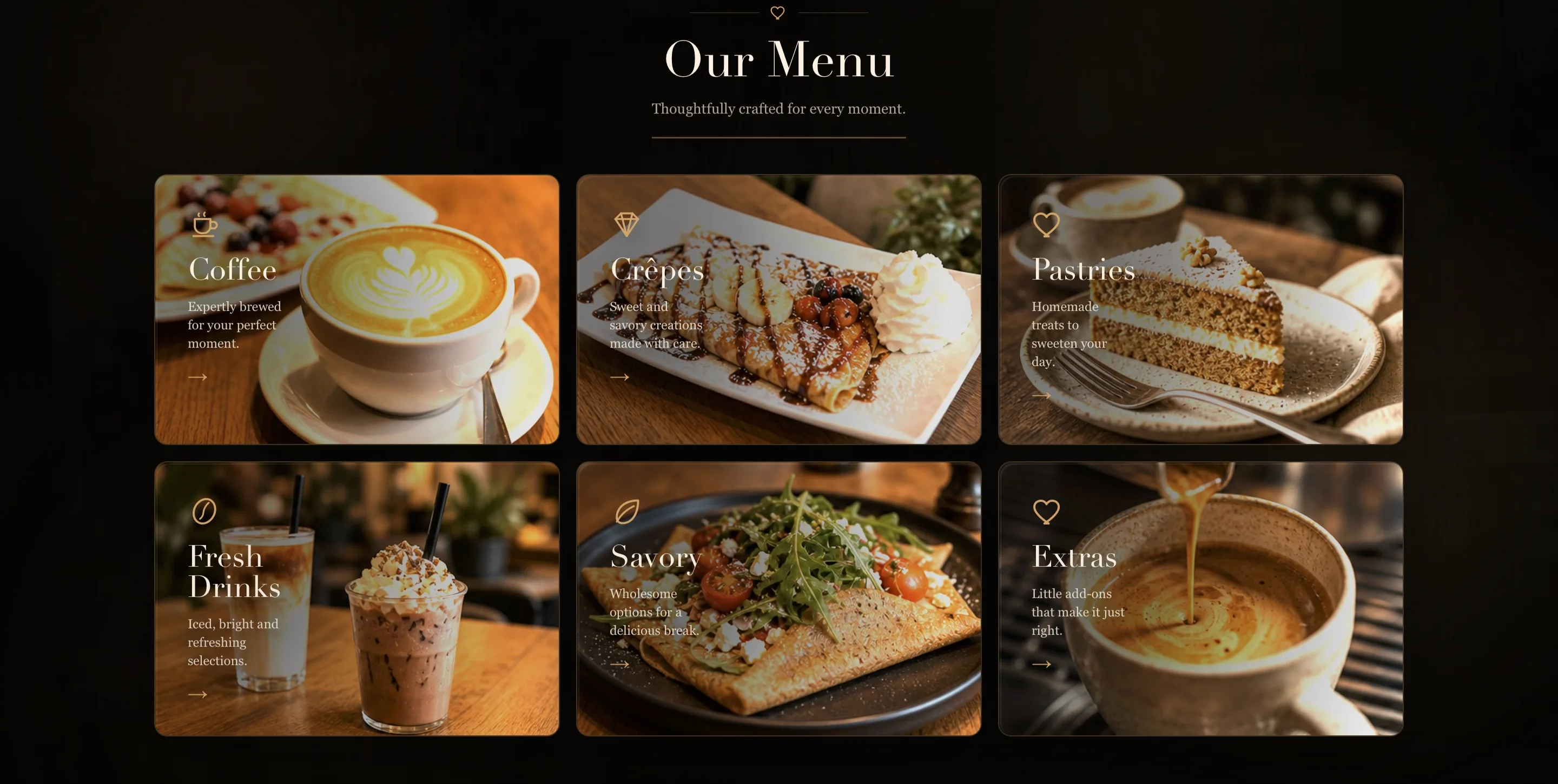 Section menu de la homepage Cafe Amore présentant café, crêpes, pâtisseries, boissons fraîches, salé et extras.