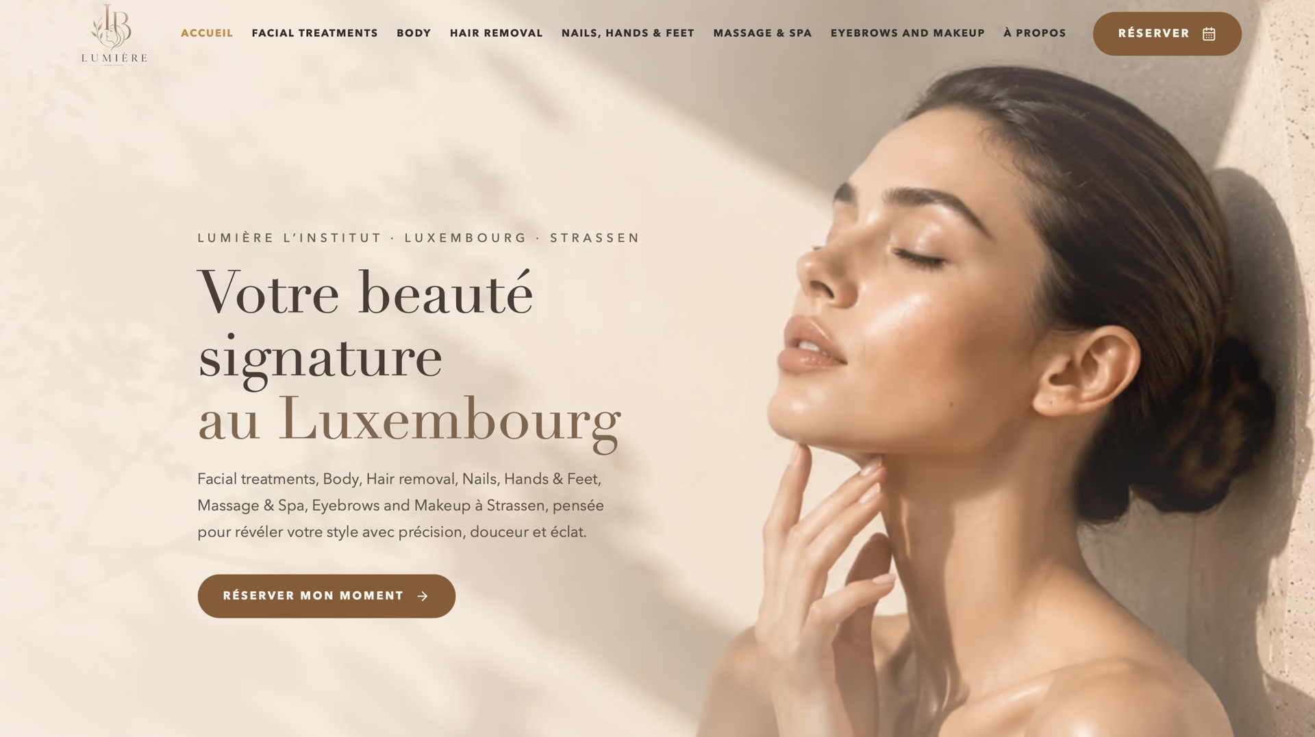Luminous homepage for Lumière beauty institute.