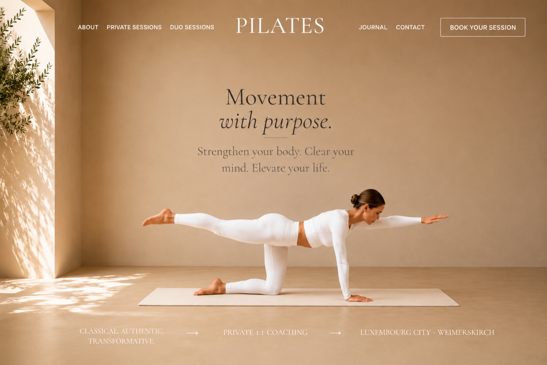 Homepage Pilates Purpose avec praticienne en mouvement sur fond beige.